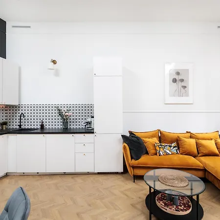 Historic Hideaway - Podgorze - By Upstairs Apartman *